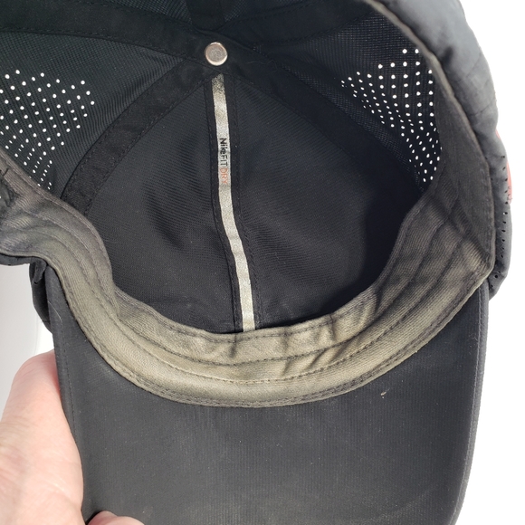 Black Unisex Nike Golf Baseball Cap Hat One Size Velcro Closure - Picture 13 of 14